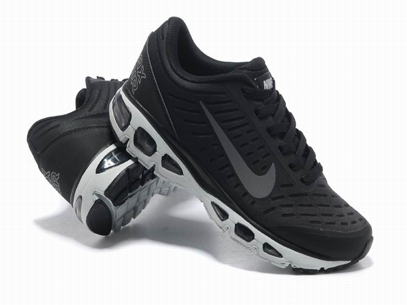 chaussures nike air max 2013