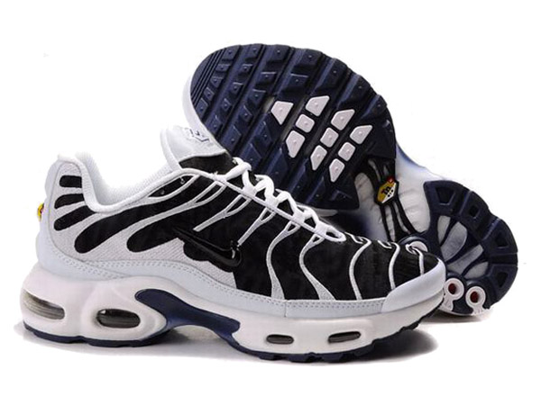chaussures nike pas très cher