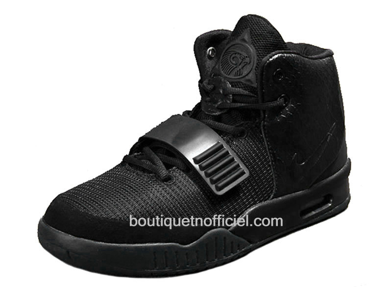 yeezy 2 blackout